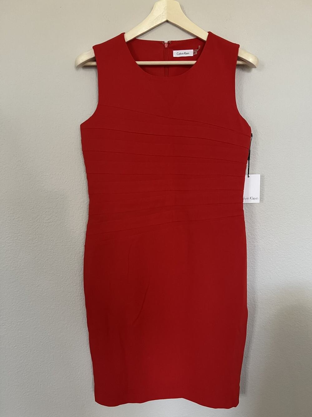 Calvin Klein Dress Red Sheath Style Size 10 NWT